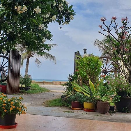Seesea Thai Wooden House On Beachfront Prachuap Khiri Khan Esterno foto