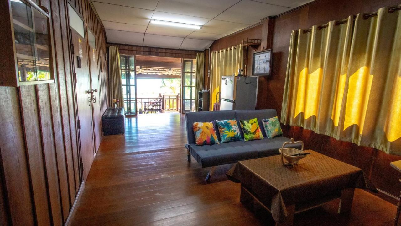 Seesea Thai Wooden House On Beachfront Prachuap Khiri Khan Esterno foto